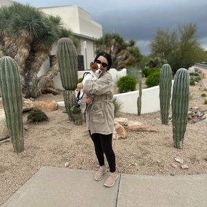 Meet your Posher, Gabriela